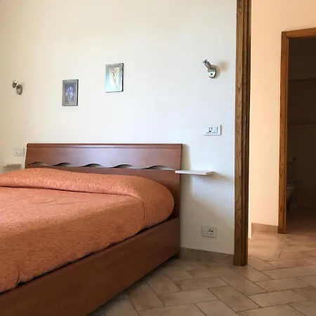 別荘 La Casa Degli Ulivi ピティリアーノ